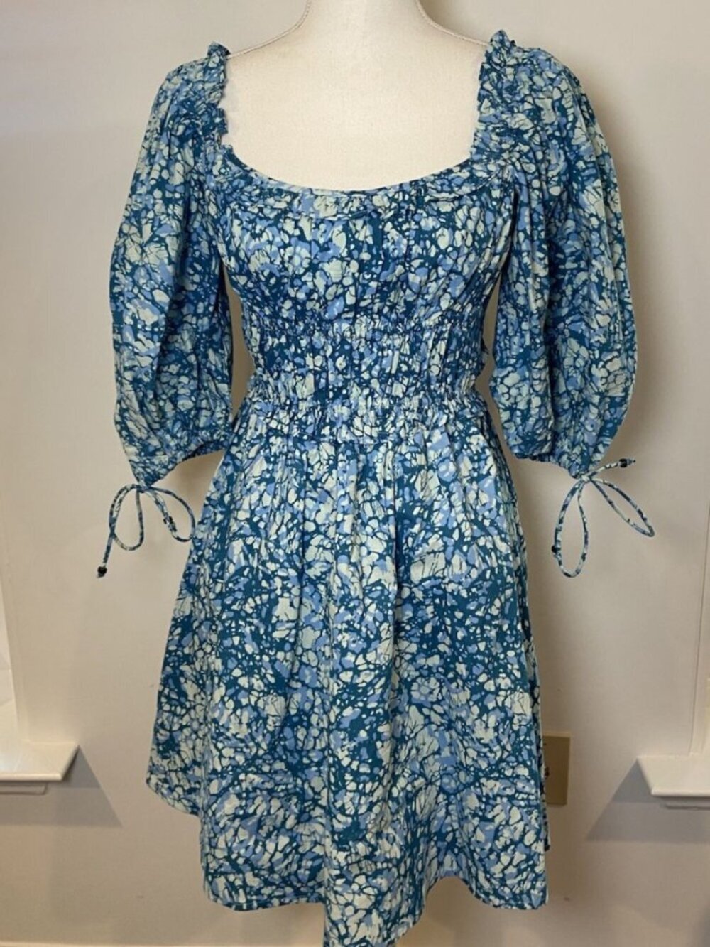 NWT House of Harlow 1960 Dress Puff Sleeve Smocked Waist Blue Teal XS New